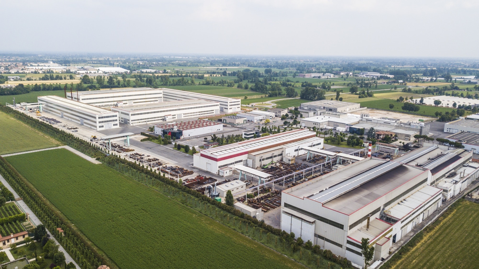 foto stabilimento alta definizione